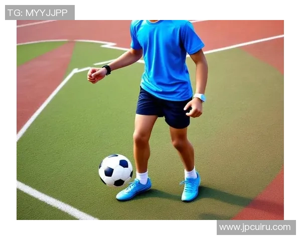 90后足球明星在绿茵场上的精彩瞬间与踢球风采展示