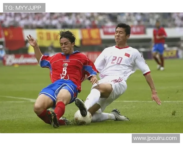 中国明星与足球巨星亲密接触的背后故事与精彩瞬间